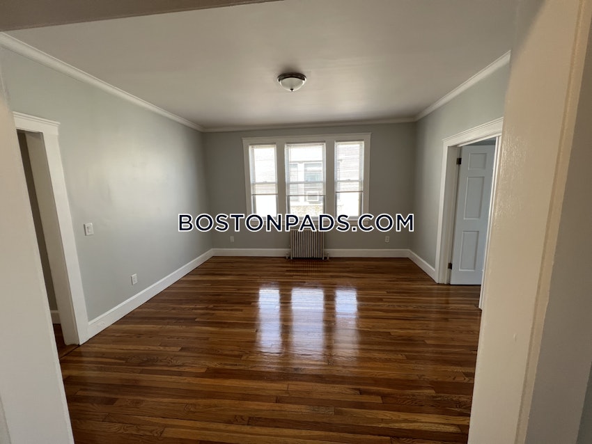 CHELSEA - 3 Beds, 1 Bath - Image 28