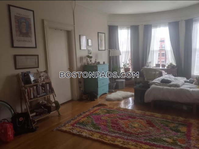 Boston - $5,050+ /mo
