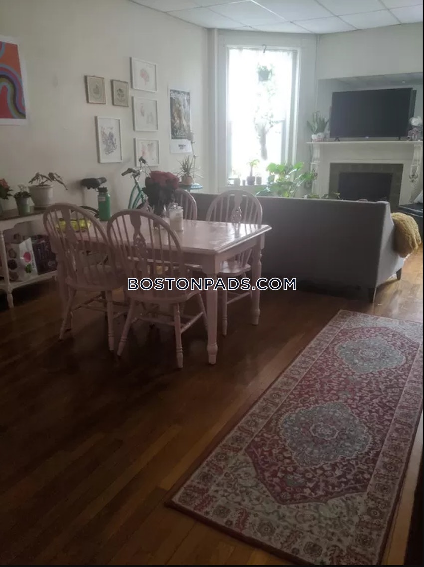 BOSTON - FENWAY/KENMORE - 3 Beds, 1 Bath - Image 14