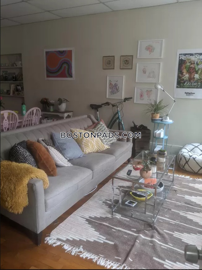 Boston - $5,050+ /mo