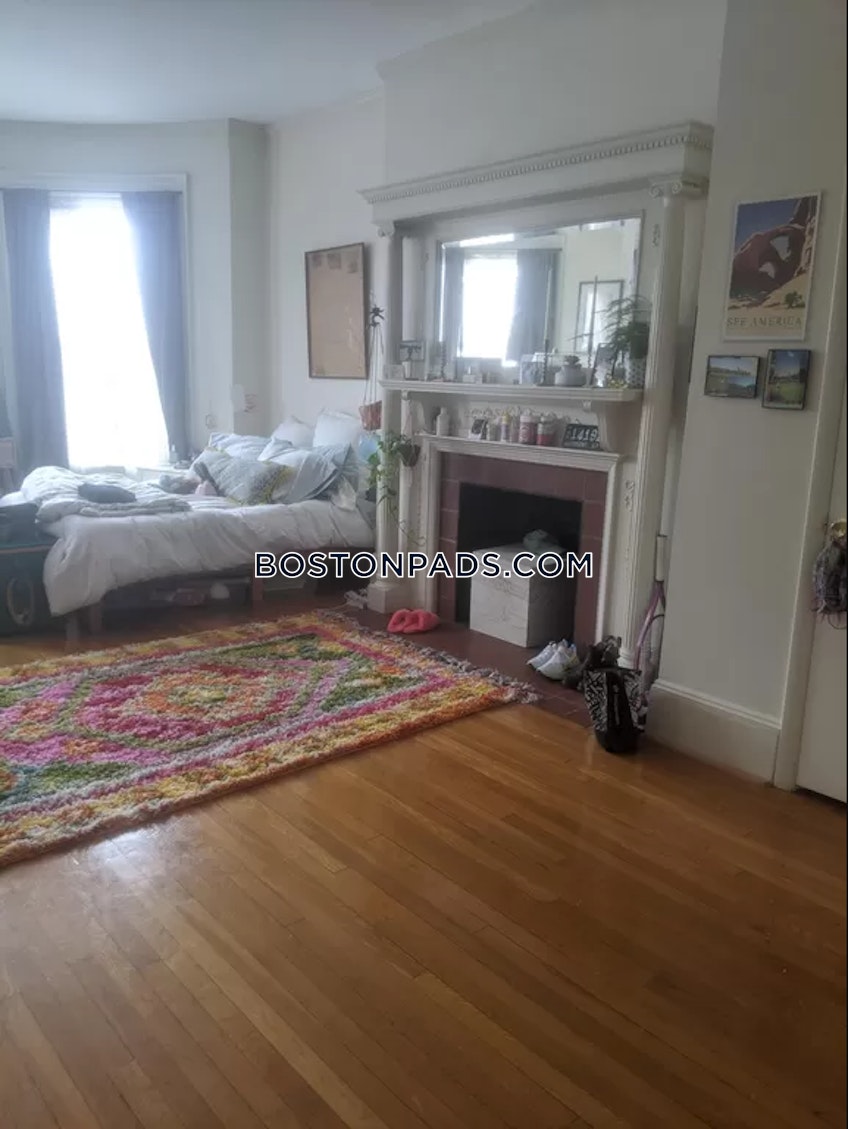 Boston - $5,050+ /month