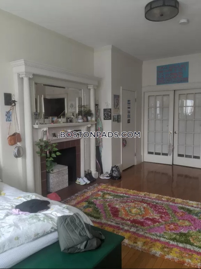 Boston - $5,050+ /mo