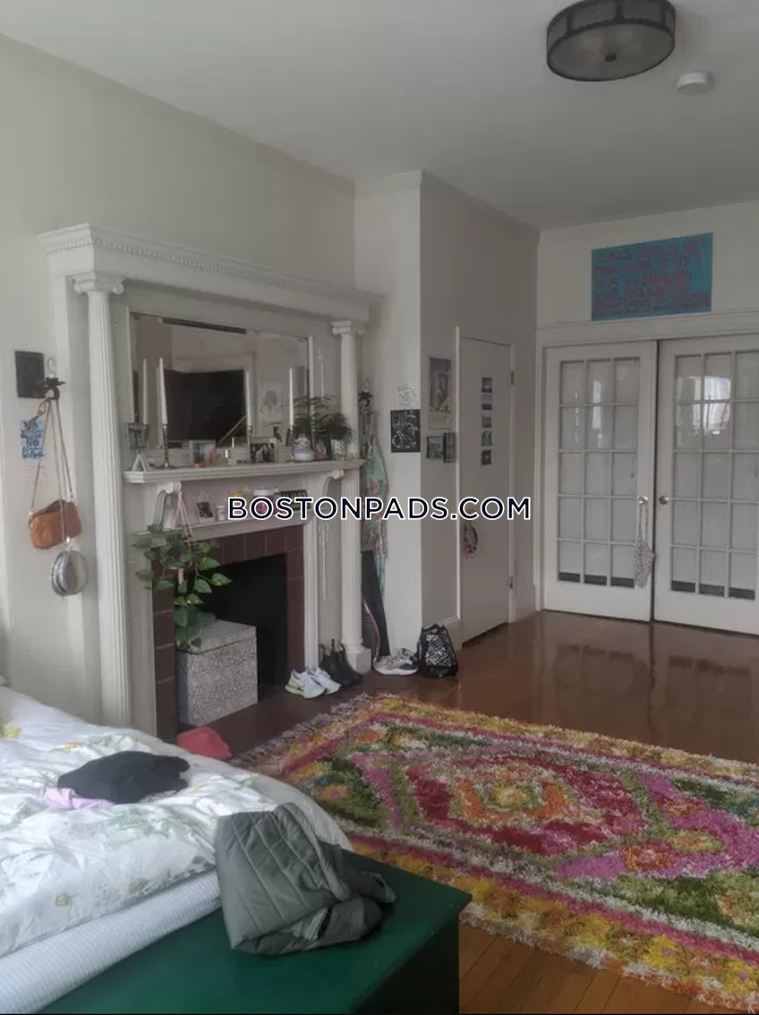 Boston - $5,050+ /month