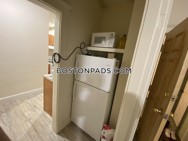 Alton Place, Brookline