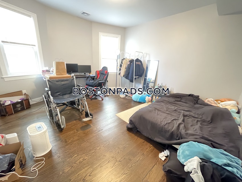 BOSTON - ALLSTON - 4 Beds, 3 Baths - Image 2