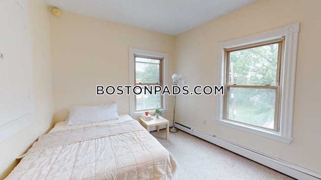 Boston - $3,700+ /mo
