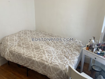 Boston - 4 Beds, 1.5 Baths