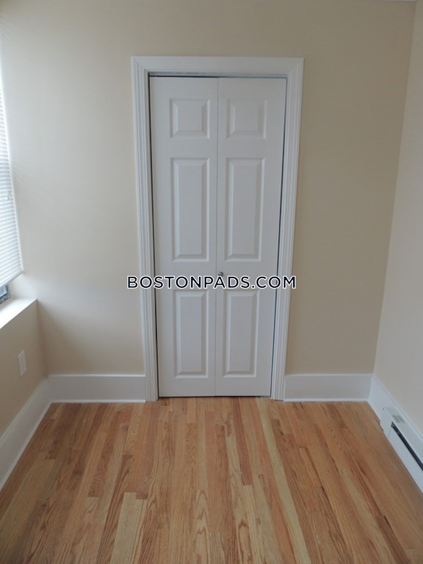 CHELSEA - 1 Bed, 1 Bath - Image 5