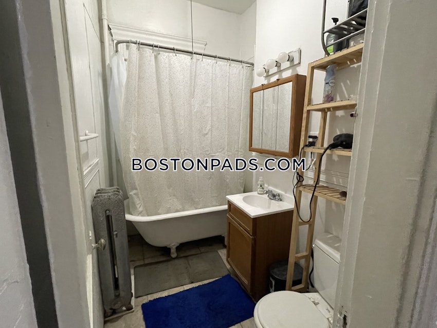 BOSTON - ALLSTON/BRIGHTON BORDER - 3 Beds, 1 Bath - Image 11