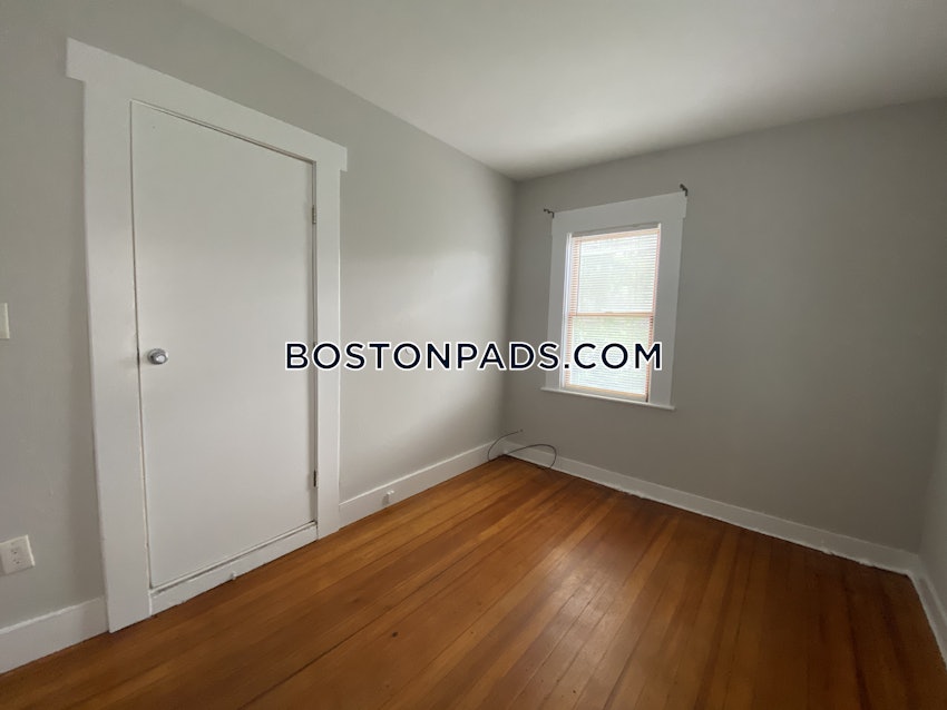 BOSTON - ROSLINDALE - 3 Beds, 1 Bath - Image 12