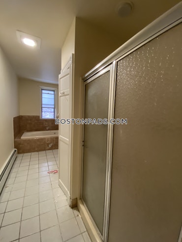 Boston - 3 Beds, 1 Baths