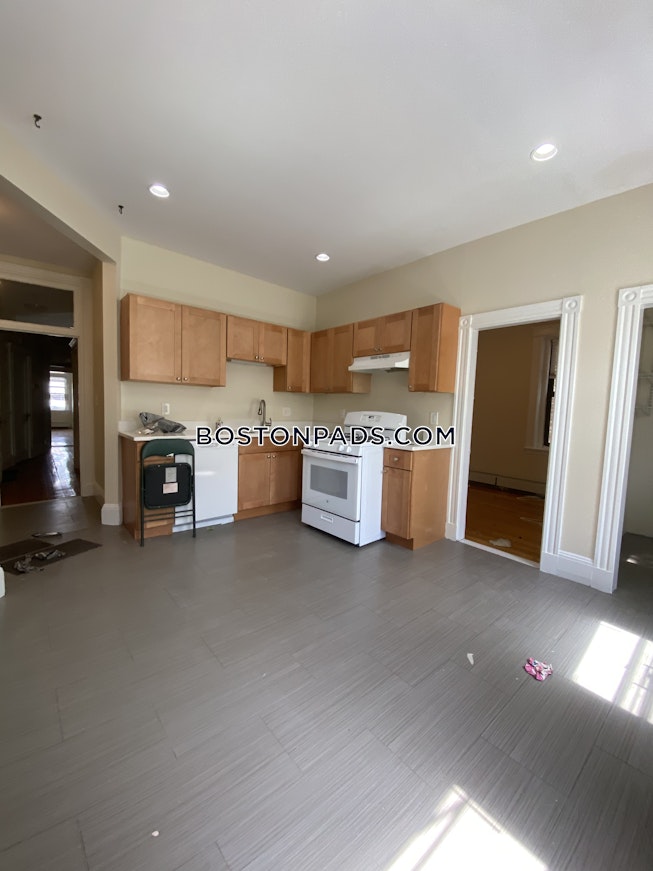 Boston - $3,600+ /mo