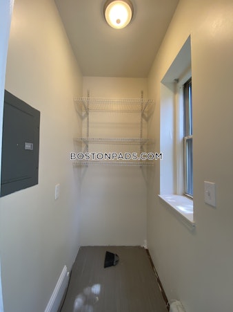 Commonwealth Ave. Boston