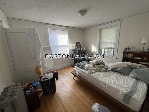 Barrows St Boston photo 4