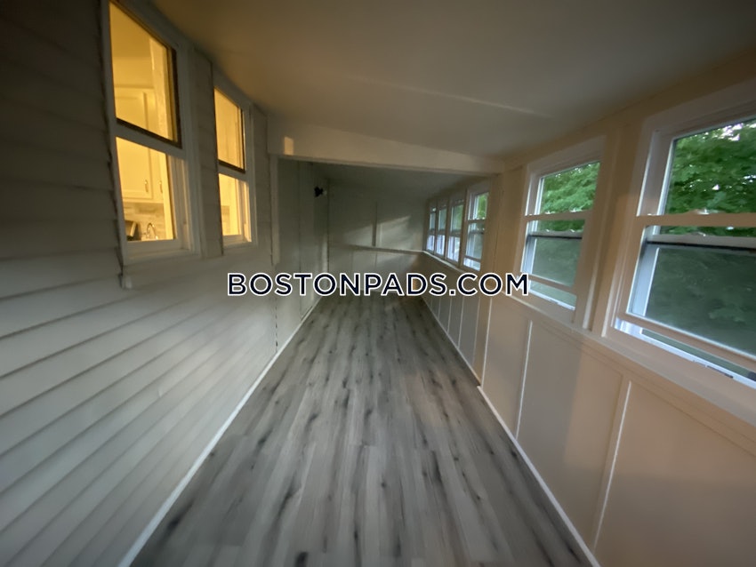 BOSTON - HYDE PARK - 3 Beds, 1 Bath - Image 38