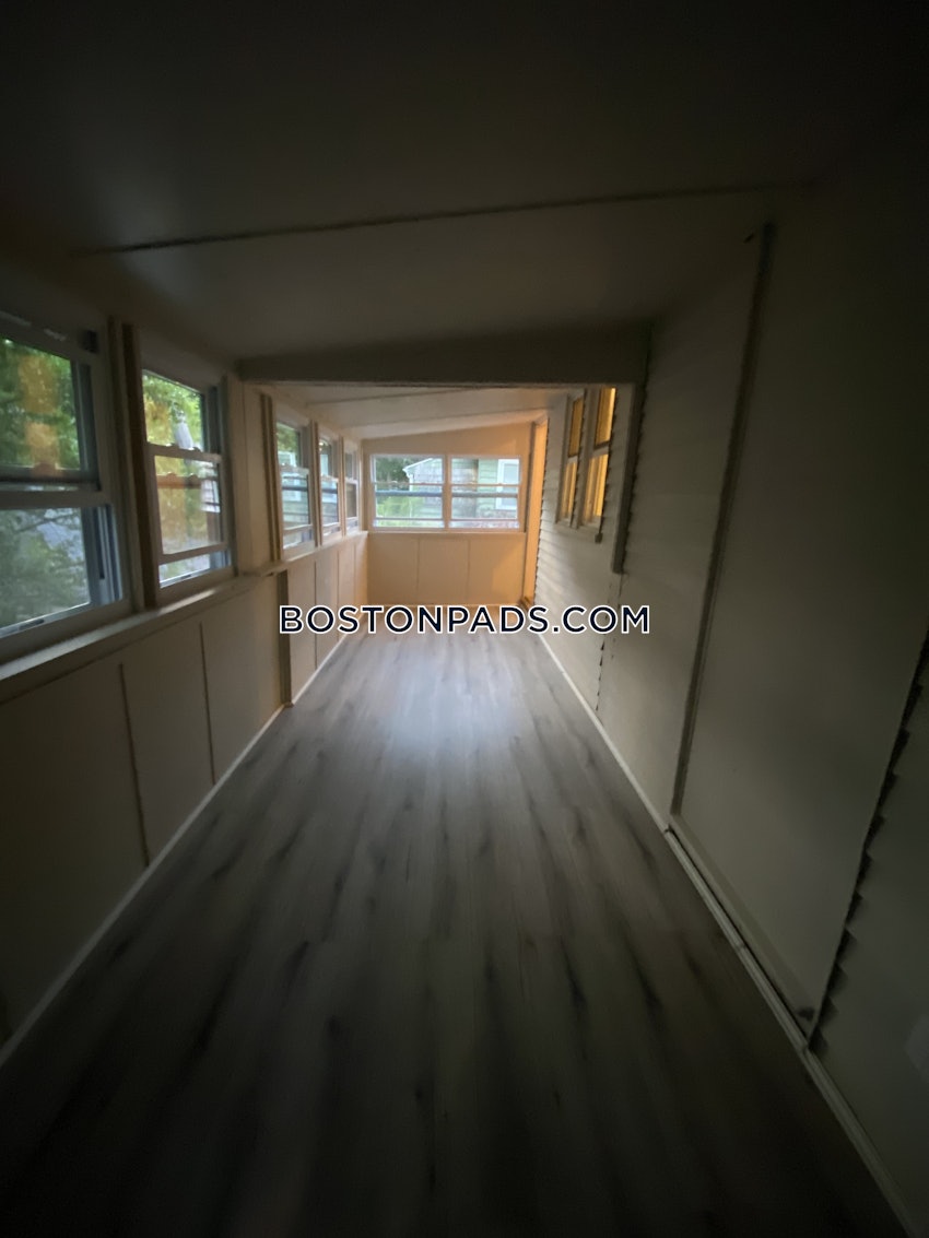 BOSTON - HYDE PARK - 3 Beds, 1 Bath - Image 44