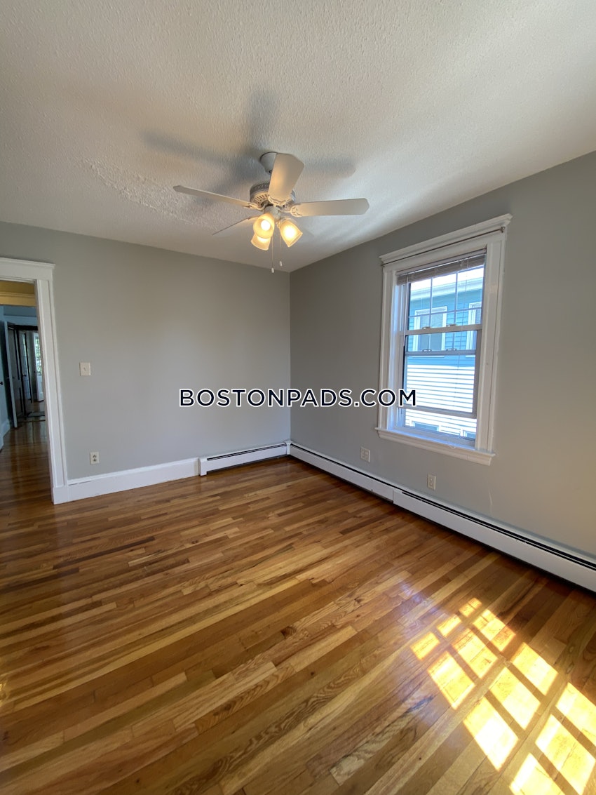 SOMERVILLE - TUFTS - 4 Beds, 2 Baths - Image 28