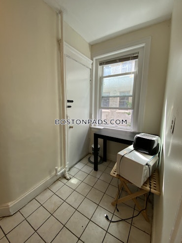 Boston - 2 Beds, 1 Baths