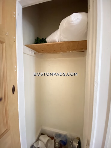 Boston - 2 Beds, 1 Baths