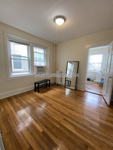 Boston - 2 Beds, 1 Baths