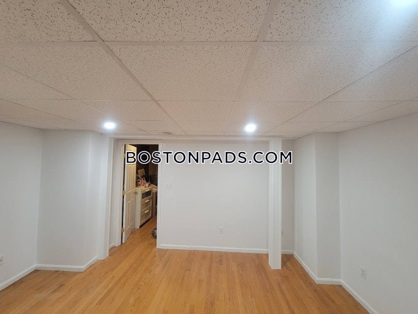 BOSTON - NORTH END - 3 Beds, 2 Baths - Image 17