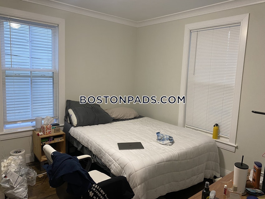 BOSTON - ALLSTON/BRIGHTON BORDER - 4 Beds, 2 Baths - Image 10