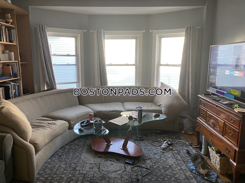 BOSTON - LOWER ALLSTON - 4 Beds, 2.5 Baths - Image 1