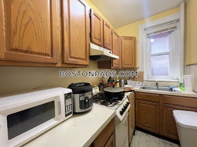 Fenway/kenmore Apartment for rent 3 Bedrooms 1 Bath Boston - $4,000