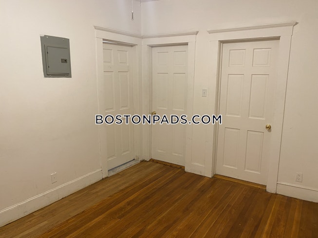 Boston - $2,500+ /mo