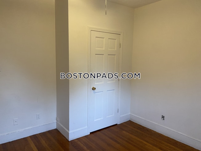 Boston - $2,500+ /mo