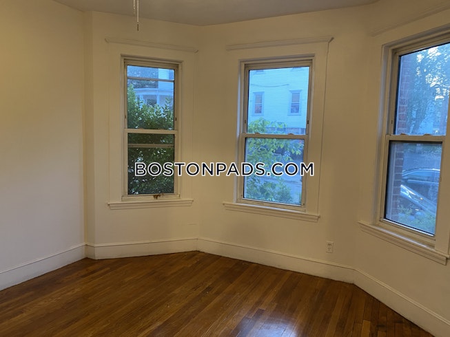 Boston - $2,500+ /mo