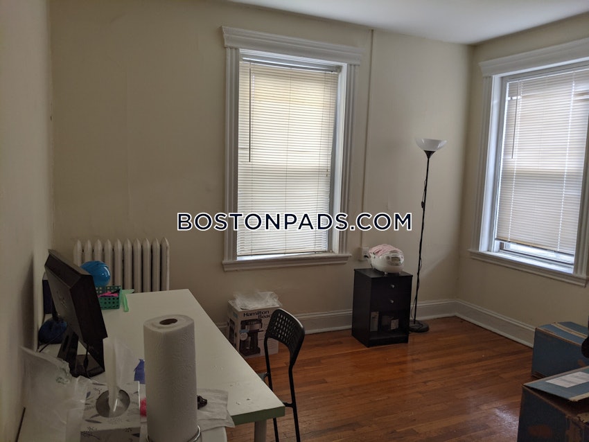 BROOKLINE- BROOKLINE VILLAGE - 1 Bed, 1 Bath - Image 2