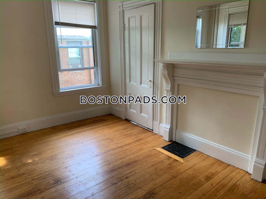 BOSTON - JAMAICA PLAIN - FOREST HILLS - 3 Beds, 1 Bath - Image 3