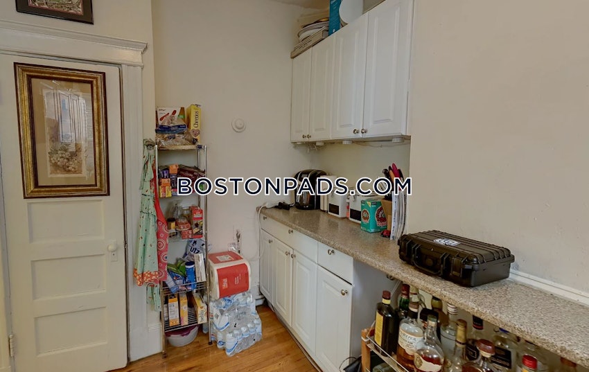 BOSTON - BEACON HILL - 2 Beds, 1 Bath - Image 8