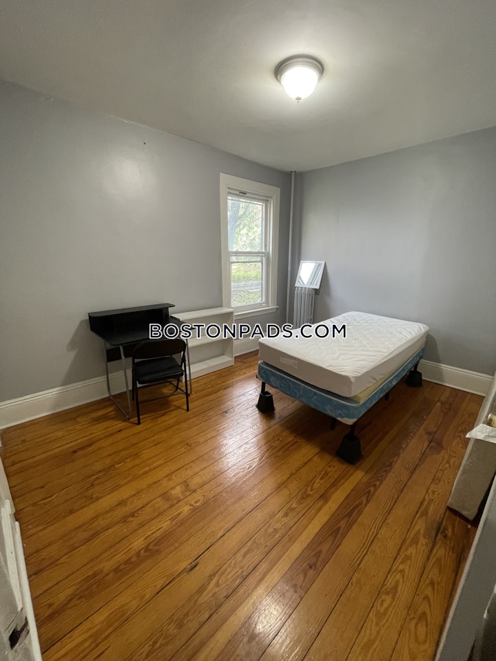 mission-hill-4-beds-1-bath-boston-5200-8027606 