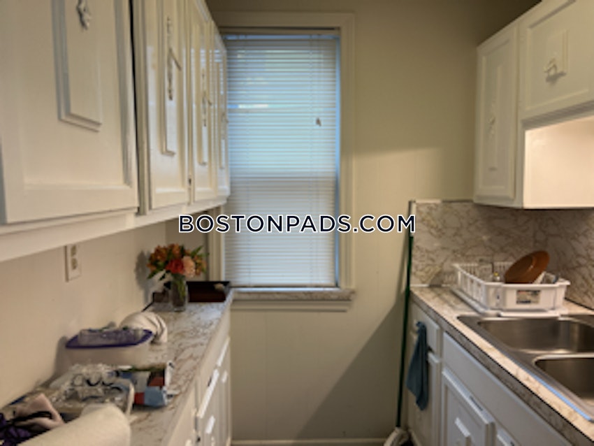 MALDEN - 2 Beds, 1 Bath - Image 1