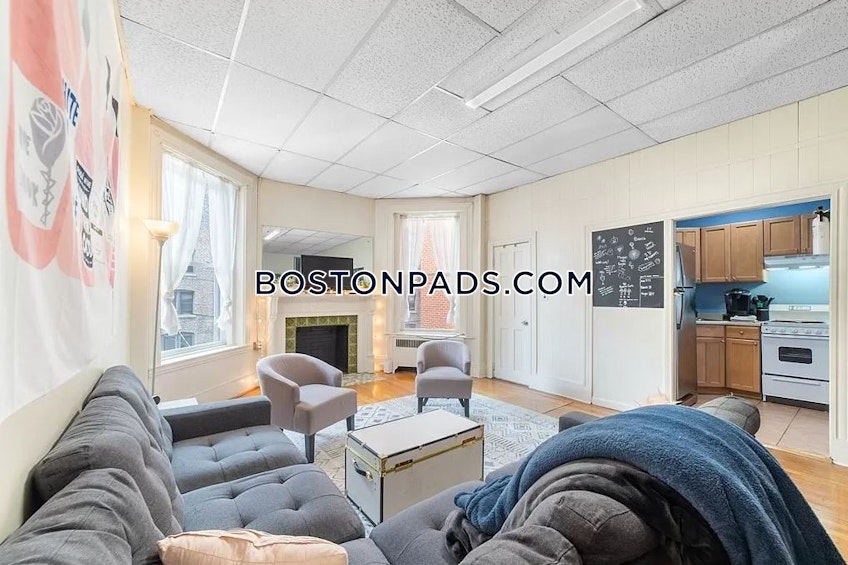Boston - $5,050+ /month