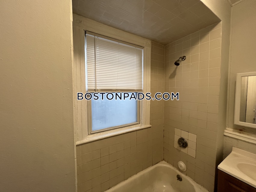 BOSTON - ROXBURY - 3 Beds, 1 Bath - Image 76