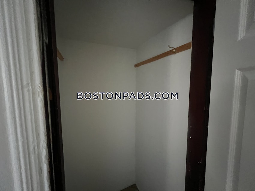 BOSTON - ROXBURY - 3 Beds, 1 Bath - Image 20