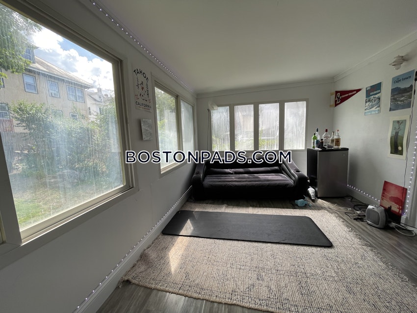 BOSTON - BRIGHTON - BOSTON COLLEGE - 4 Beds, 2.5 Baths - Image 10