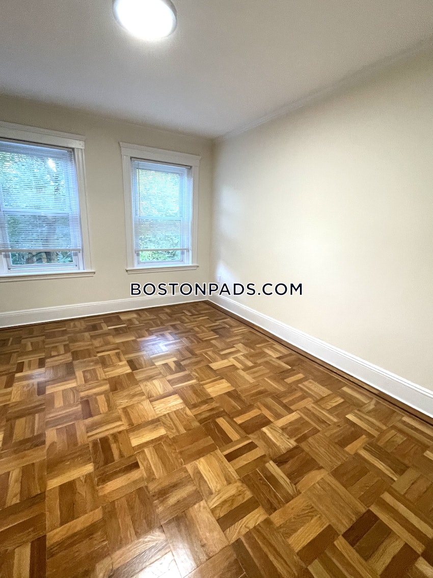 BROOKLINE- LONGWOOD AREA - 3 Beds, 2 Baths - Image 18