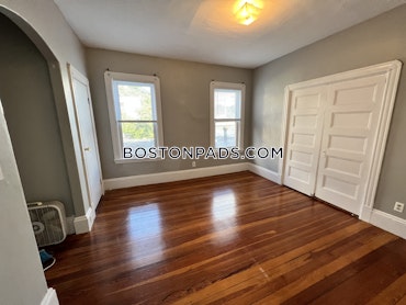 Boston - 3 Beds, 1 Baths