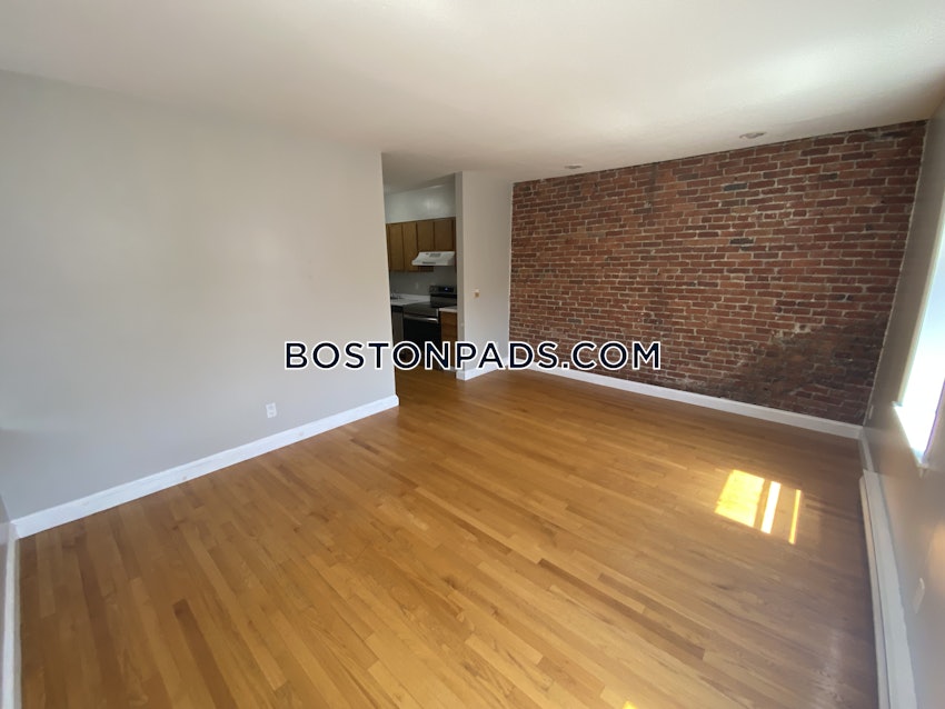 BOSTON - BACK BAY - 1 Bed, 1 Bath - Image 25