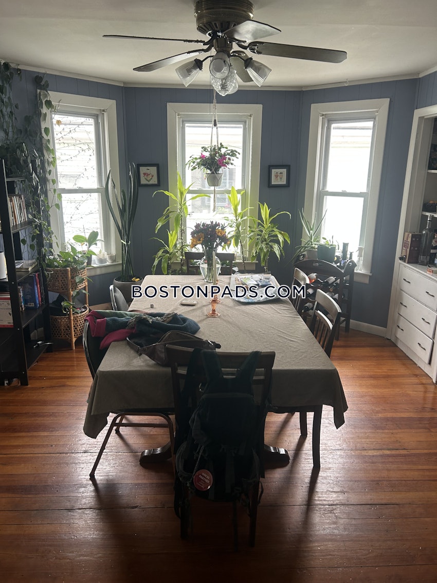 SOMERVILLE - PORTER SQUARE - 4 Beds, 2 Baths - Image 19