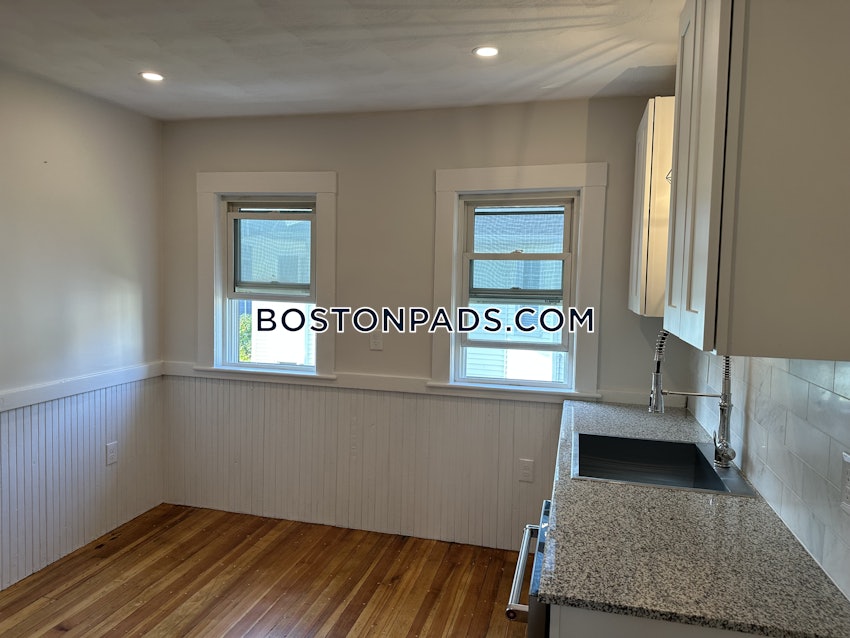 MEDFORD - TUFTS - 4 Beds, 1 Bath - Image 27