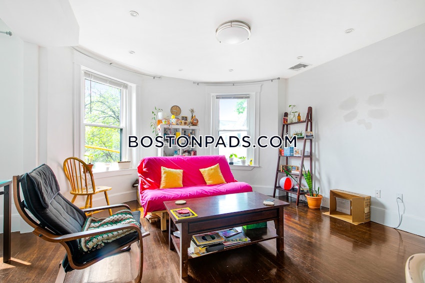 BROOKLINE - BROOKLINE HILLS - 2 Beds, 1 Bath - Image 1