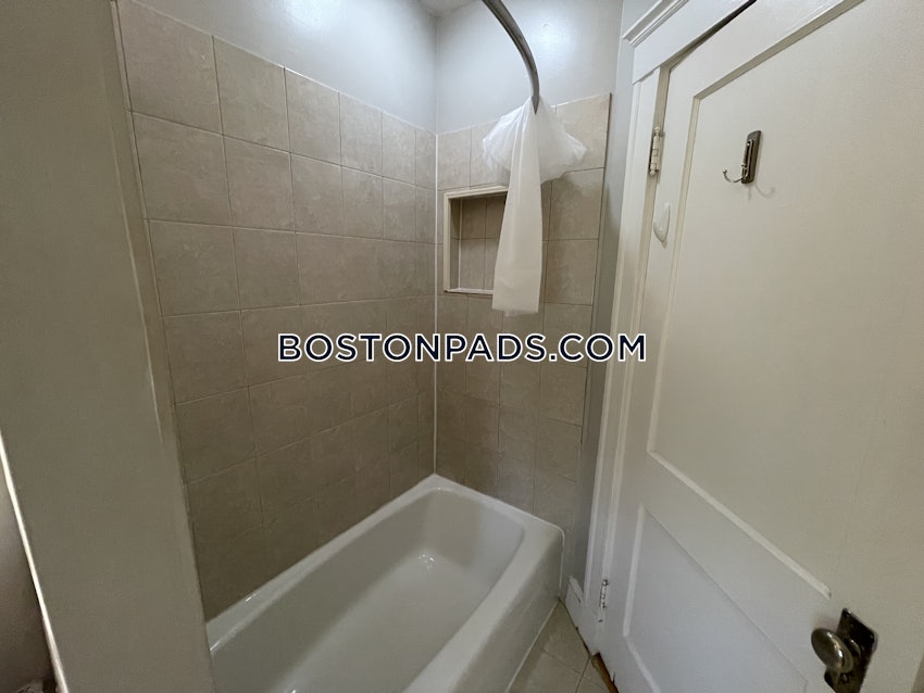 CAMBRIDGE - HARVARD SQUARE - 2 Beds, 1 Bath - Image 26