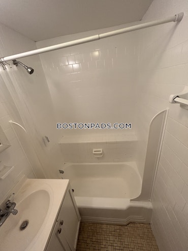 Boston - 1 Beds, 1 Baths