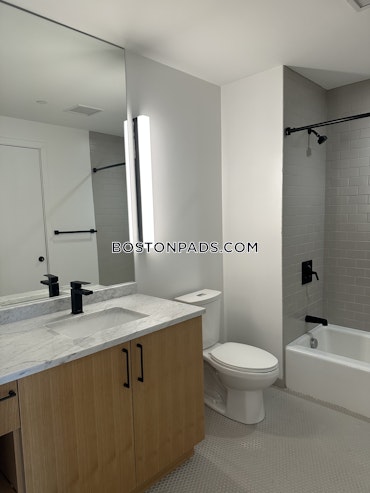 Boston - 2 Beds, 2 Baths