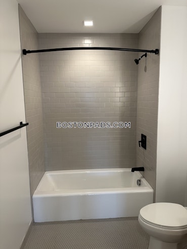 Boston - 2 Beds, 2 Baths